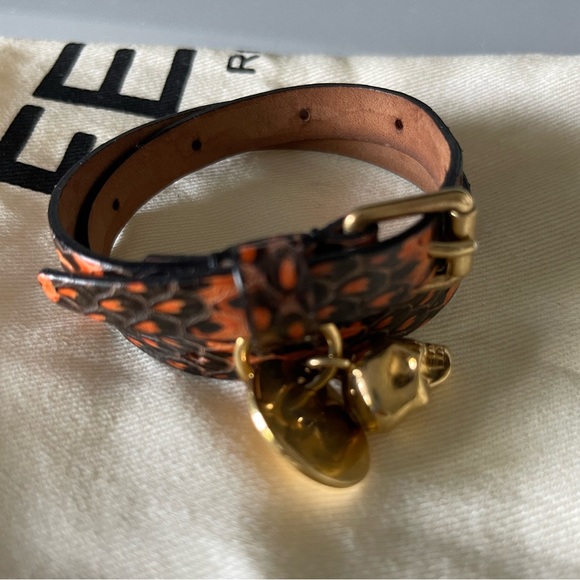 MOVING SALE: ALEXANDER MCQUEEN SKULL LEATHER DOUBLE WRAP BRACELET💀🧡 - Picture 9 of 16